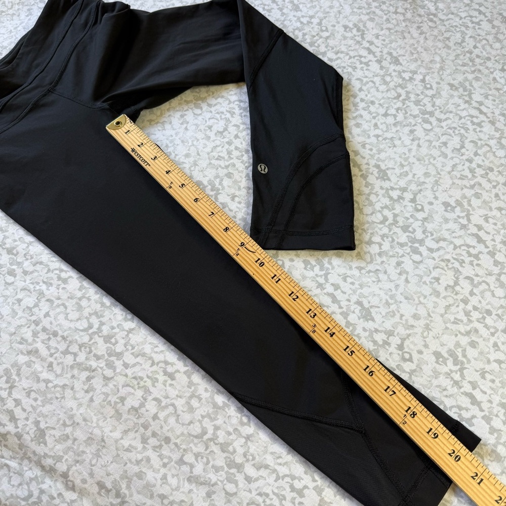 Lululemon Womens Black Cropped Athletic Workout Pants Size 2 - Picture 10 of 14